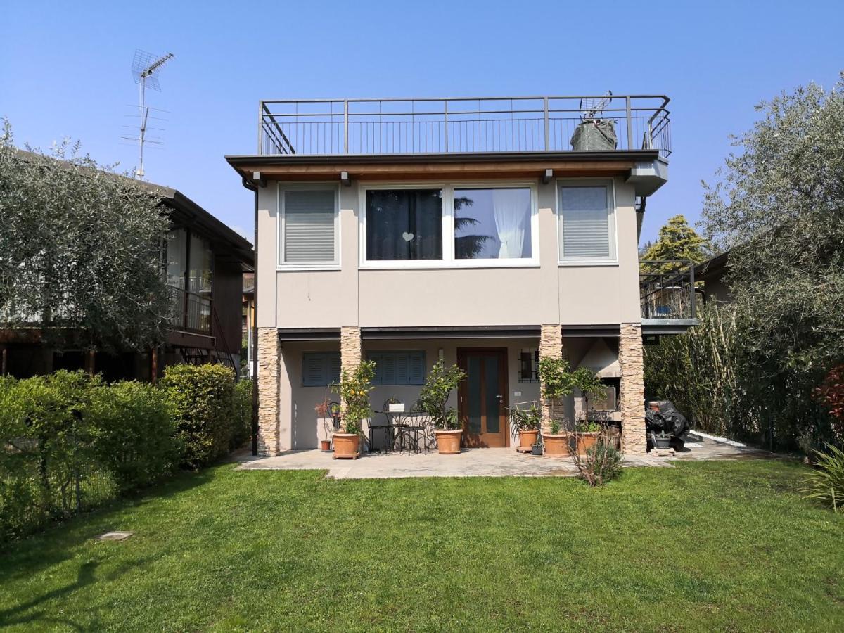 Note Di Lago Manerba del Garda Exterior photo