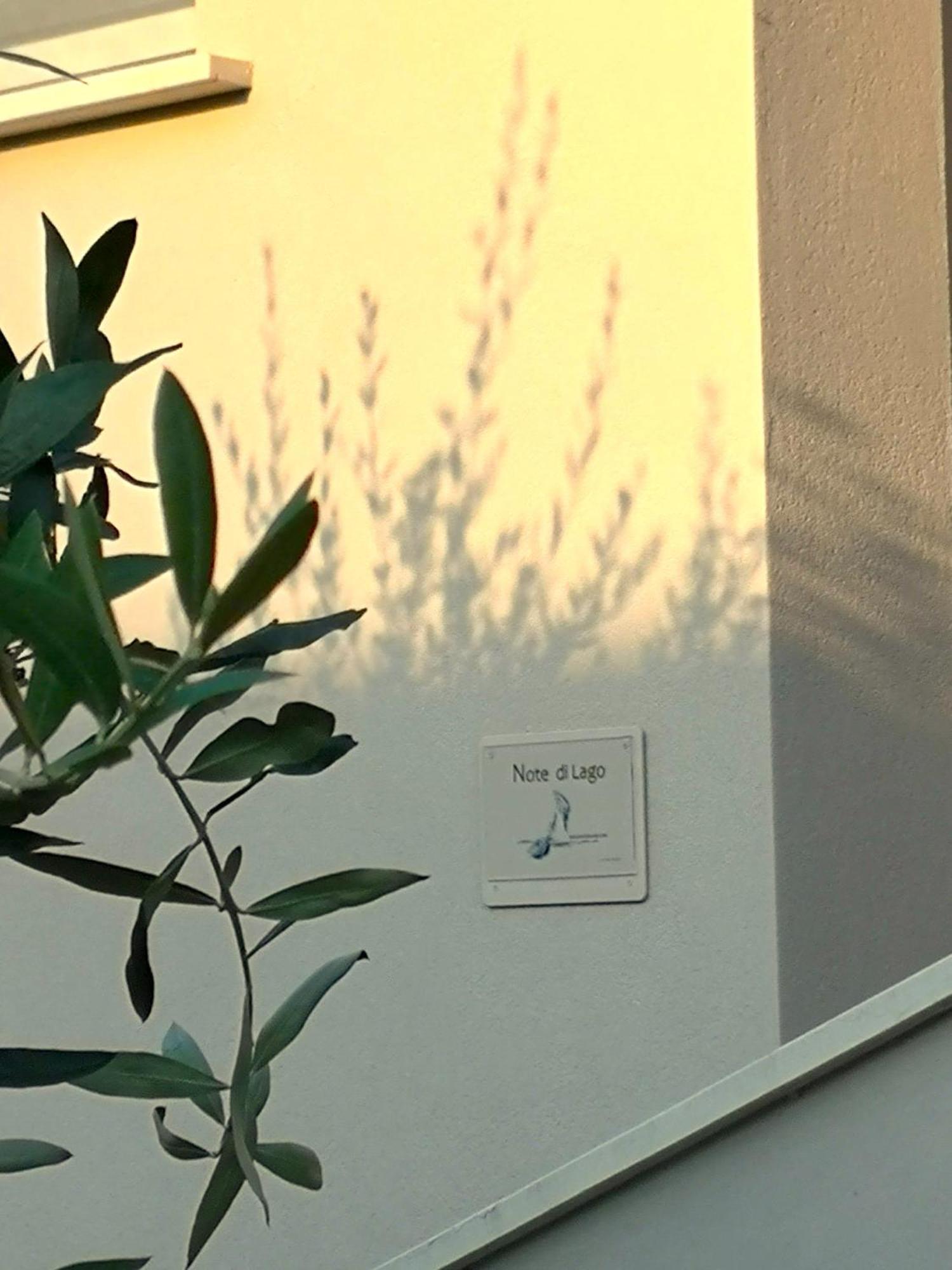 Note Di Lago Manerba del Garda Exterior photo